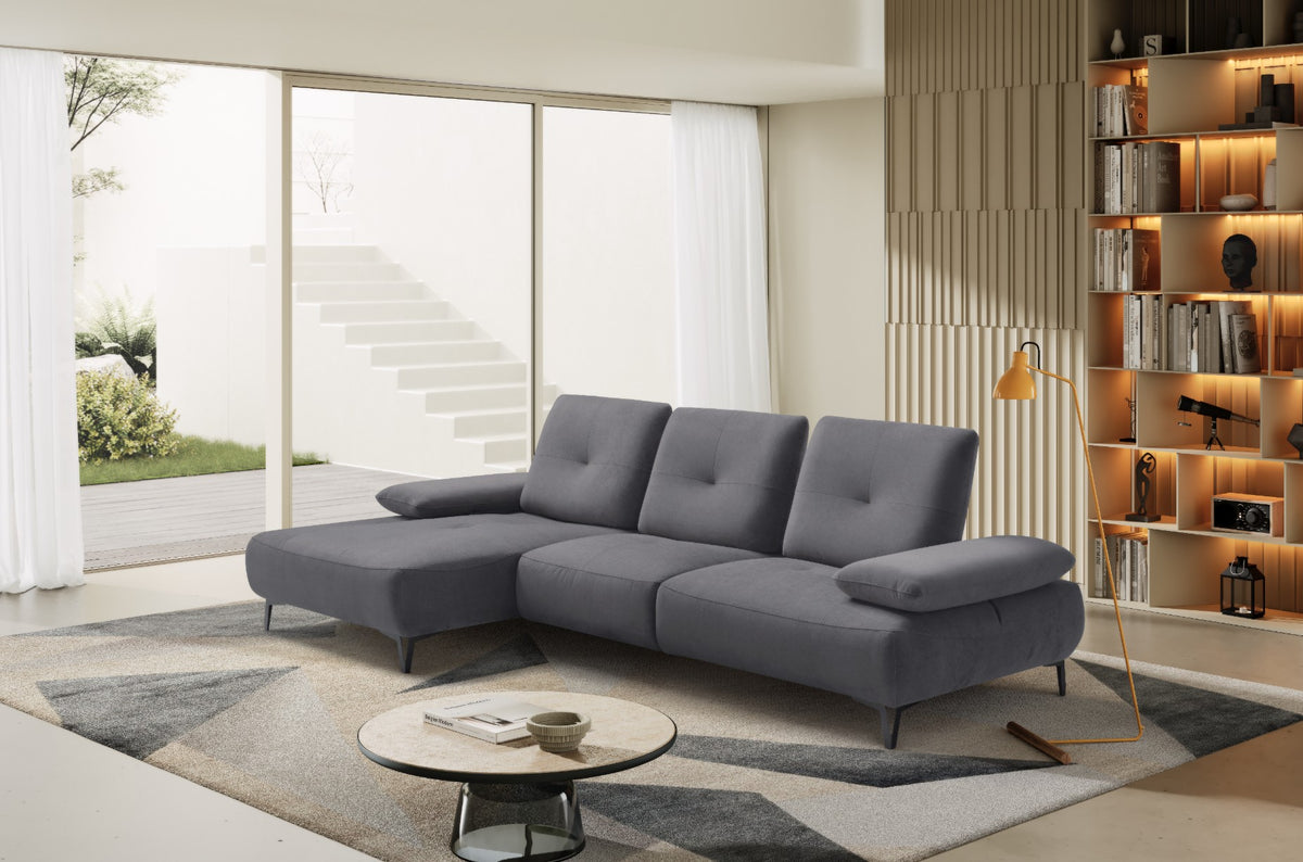 Divano 2 Posti con Chaise Longue Tokio – Komodo | Tessuto Psiche Idrorepellente, Made in Italy